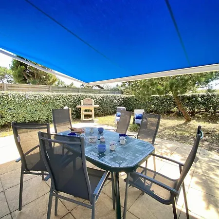 Dom wakacyjny Maison Avec Piscine, Tennis A 300m De La - 2 Chambres, Terrasse Et Parking Prive - Fr-1-231-267 *